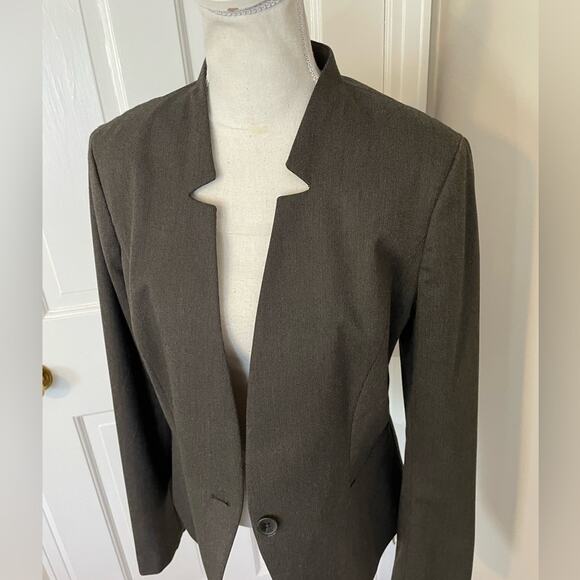 Ann Taylor Notched Blazer - Picture 2 of 6